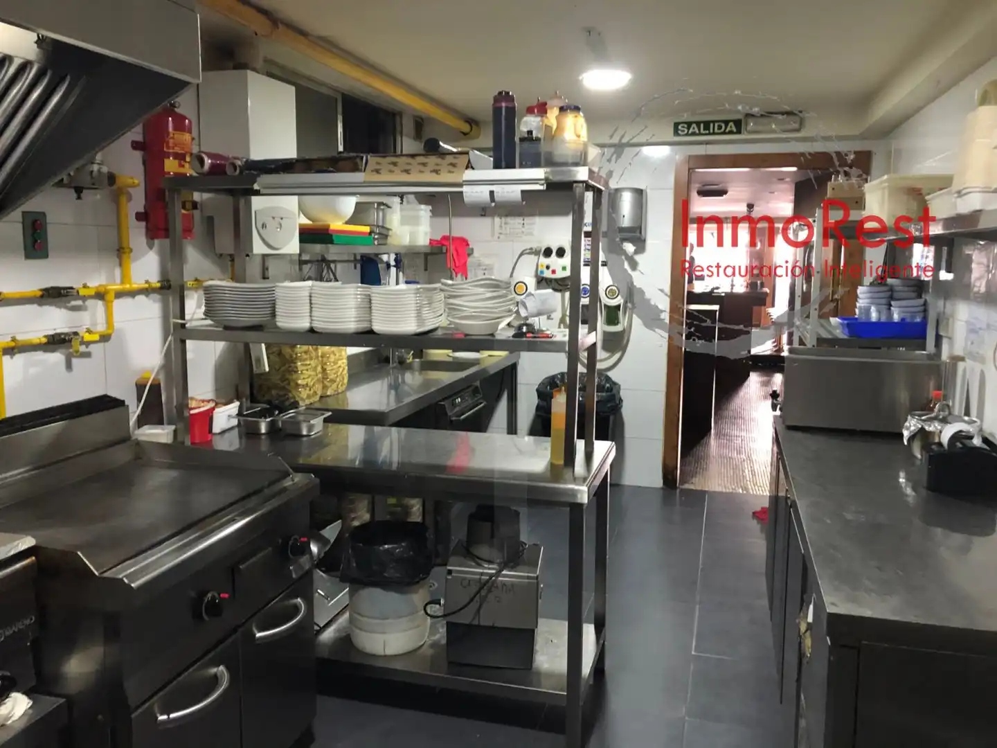 Kitchen of Commercial properties for rent in Madrid  with Air Conditioner