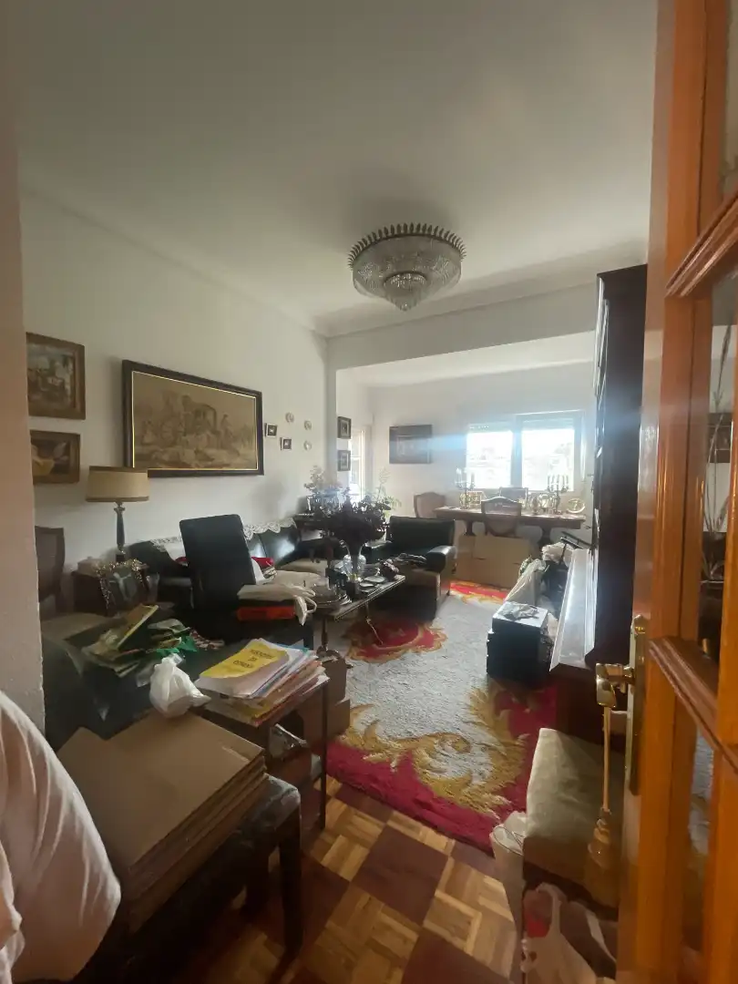 Sala de estar de Piso en venta en Madrid con Calefacción, Parquet y Balcón