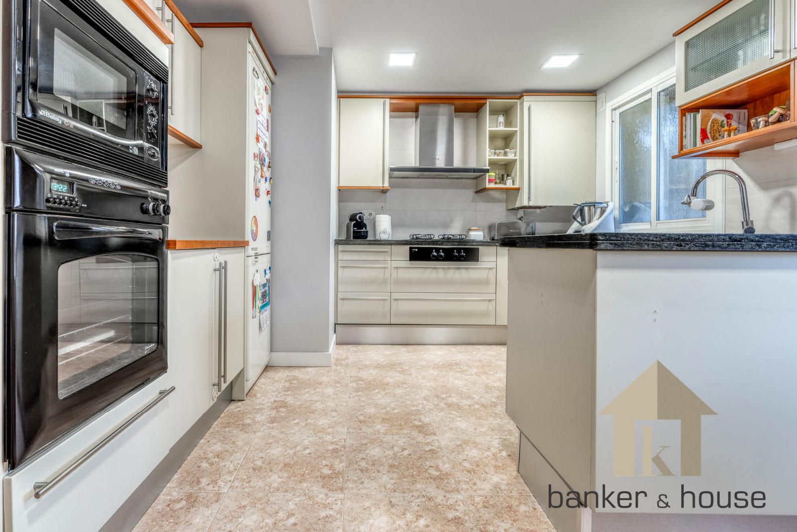 Kitchen of Flat for sale in Badia del Vallès  with Air Conditioner, Heating and Parquet flooring