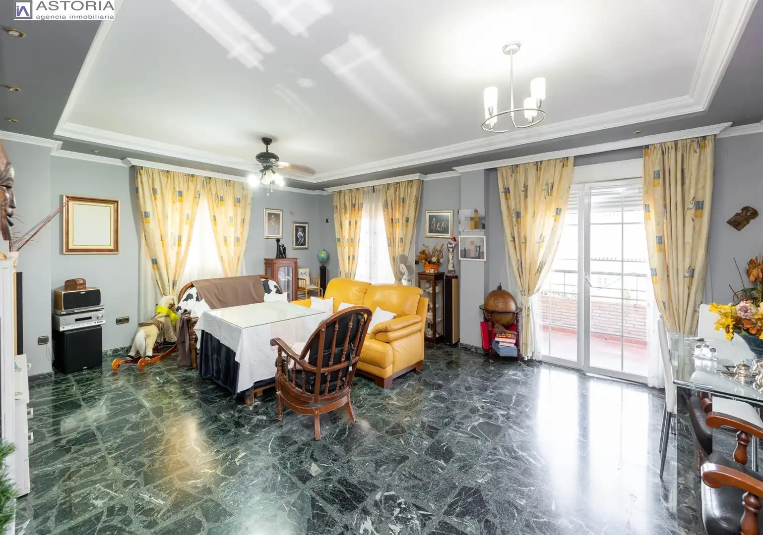 Living room of Houses for sale in Monachil  with Air Conditioner, Heating and Private garden