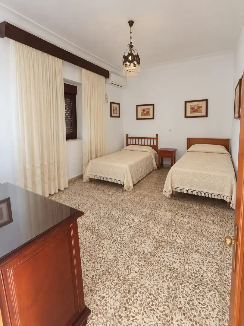 Dormitori de Casa o xalet en venda en La Carlota amb Aire condicionat