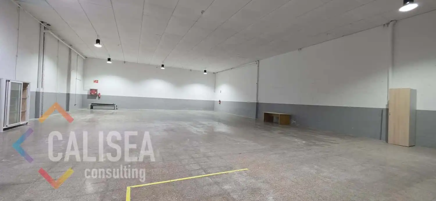 Nave industrial de alquiler en Sabadell