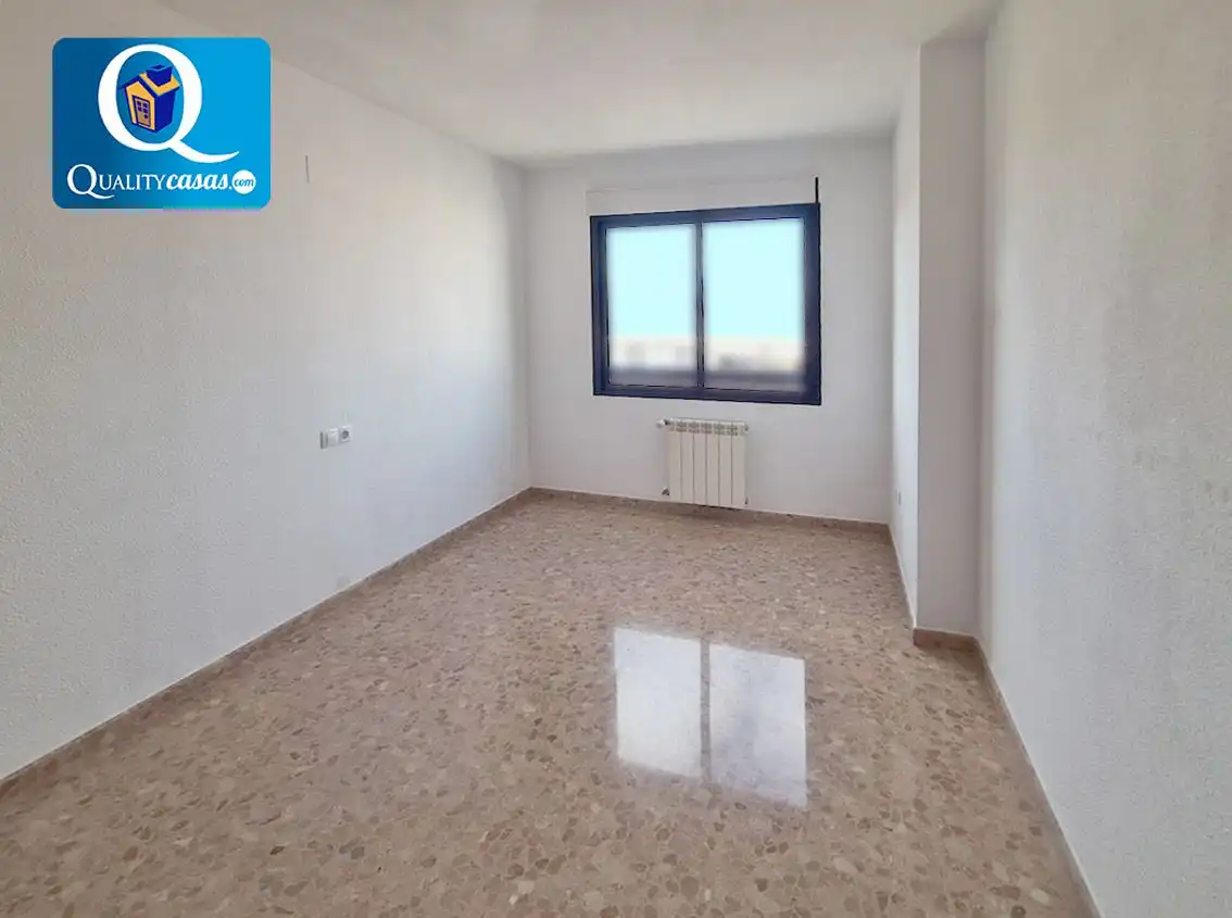 Dúplex en venda en Alicante / Alacant amb Calefacció, Terrassa i Piscina comunitària
