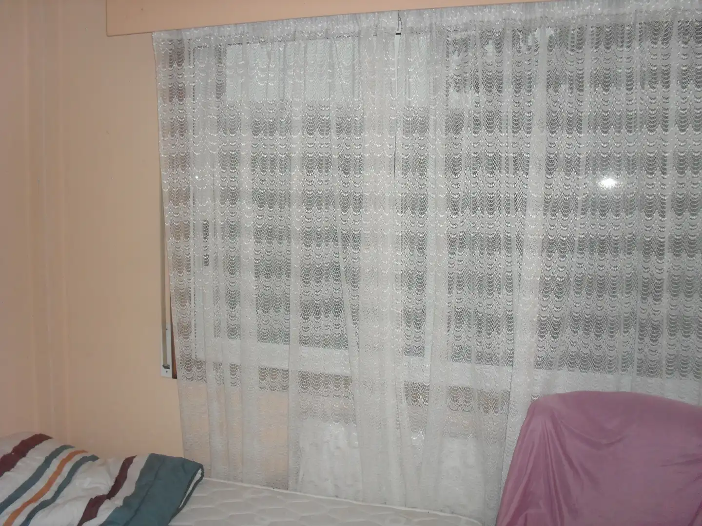 Dormitori de Casa o xalet en venda en Vigo  amb Jardí privat, Terrassa i Balcó