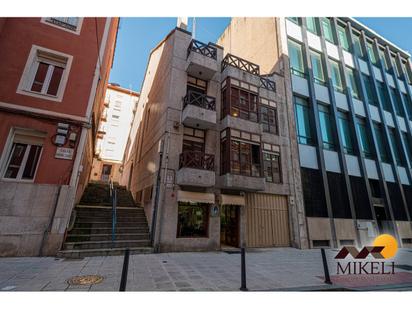 Vista exterior de Local en venda en Santander