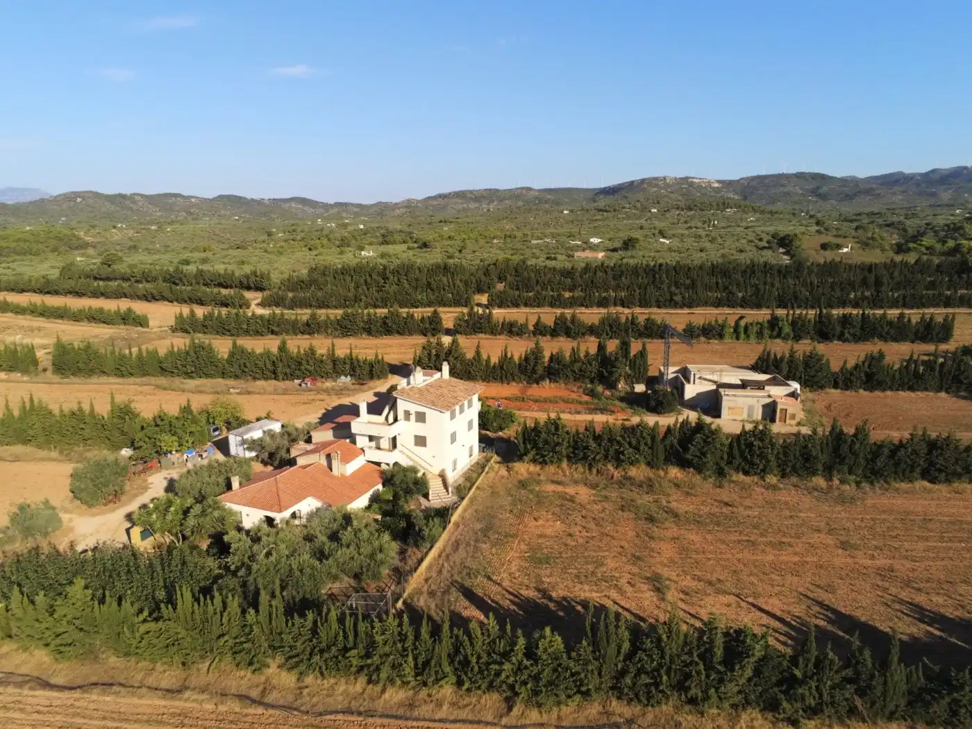 Casa rústica con jardín en venta en Camarles, imagen 2