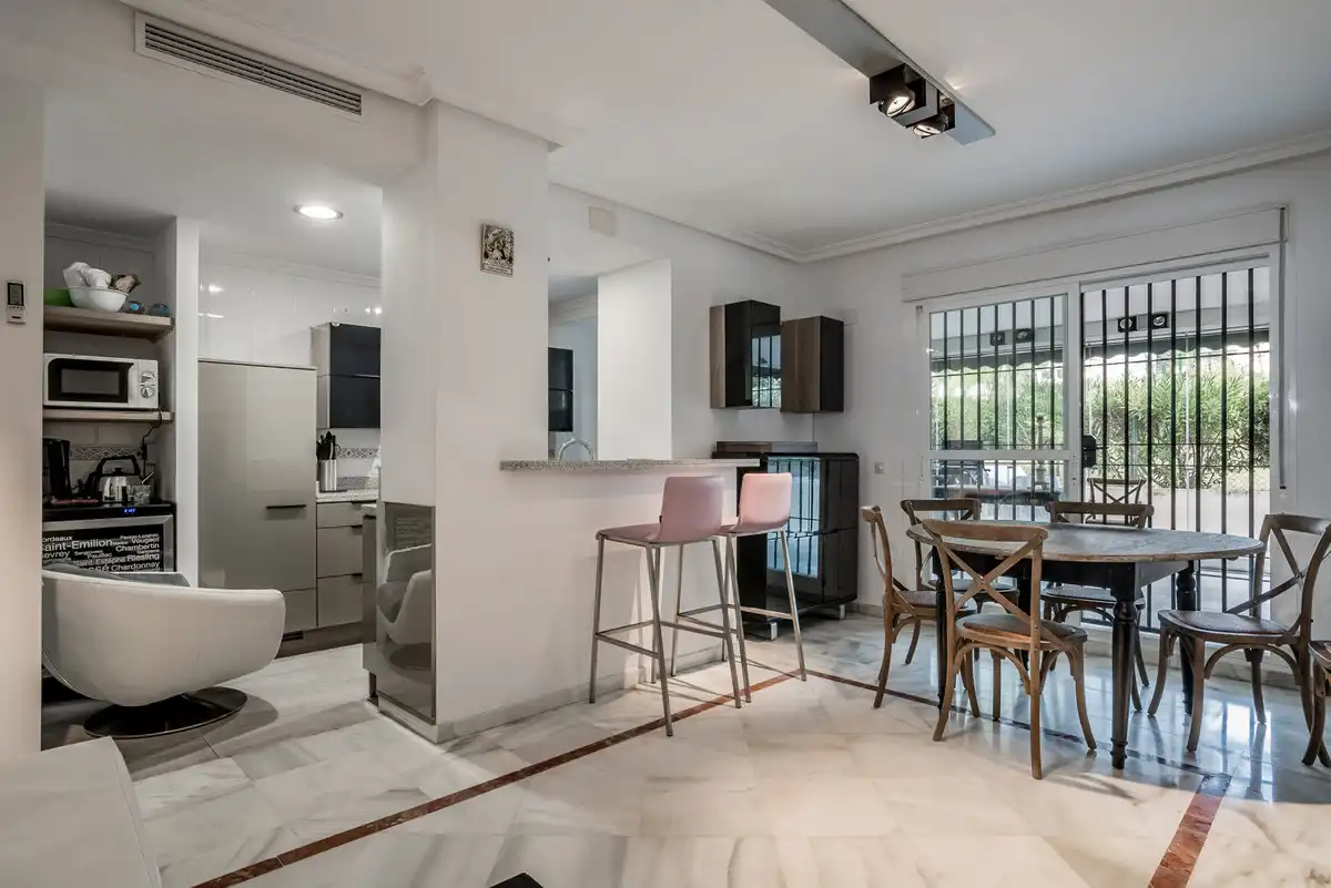 Apartament amb ascensor en venda a Nueva Andalucía, imagen 3