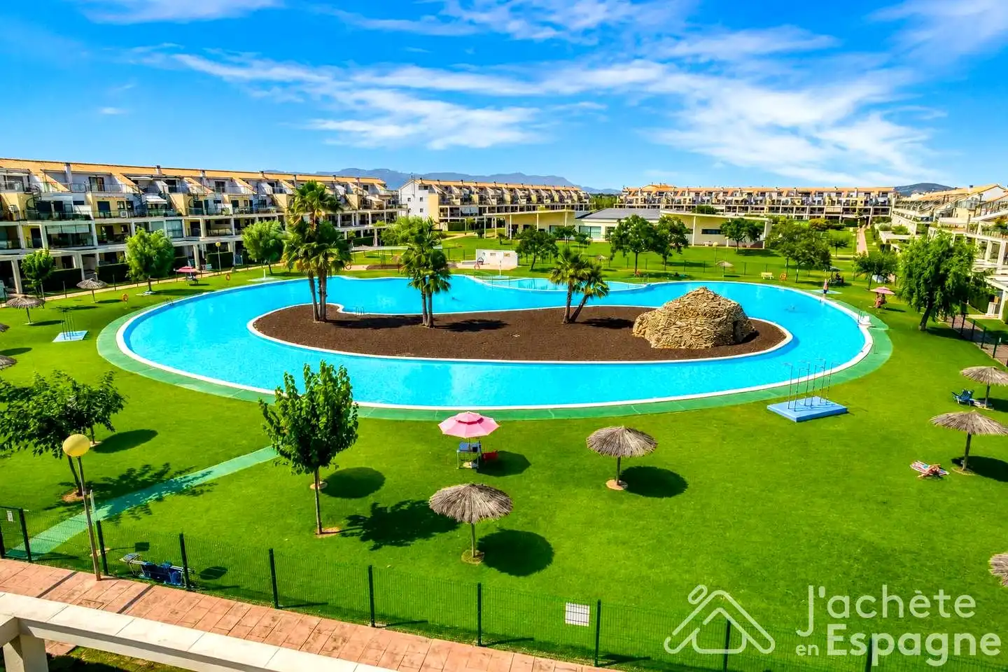 Piscina de Dúplex en venta en San Jorge / Sant Jordi con Aire acondicionado, Terraza y Trastero