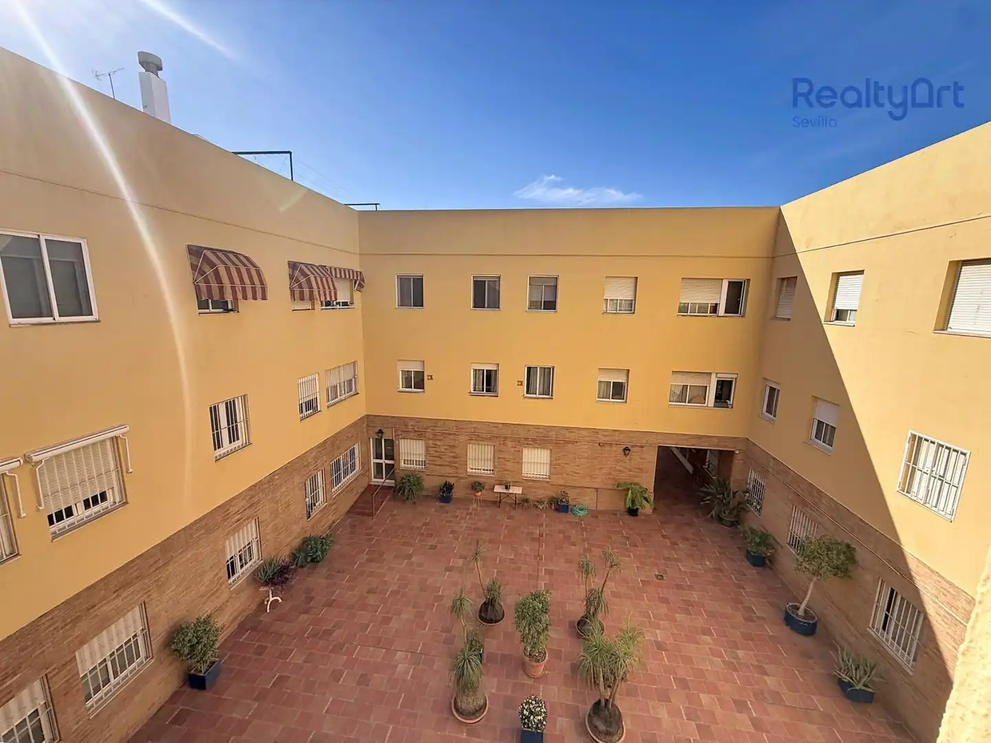 Vista exterior de Apartament en venda en Casco Antiguo