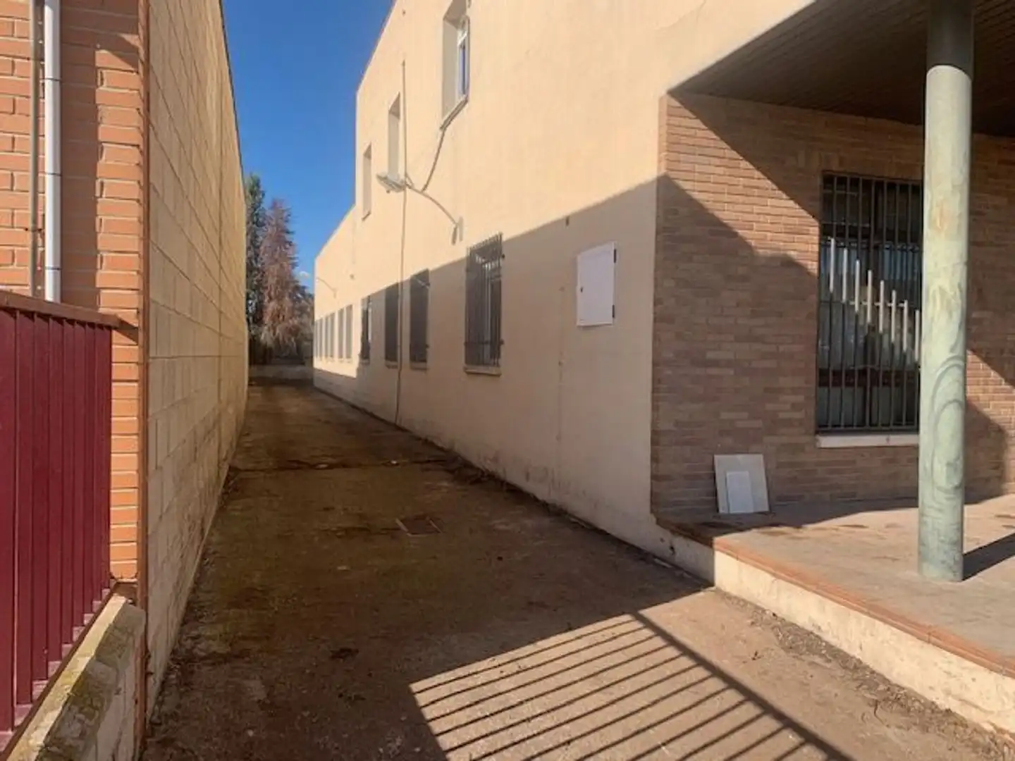 Exterior view of Industrial buildings for rent in Puertollano