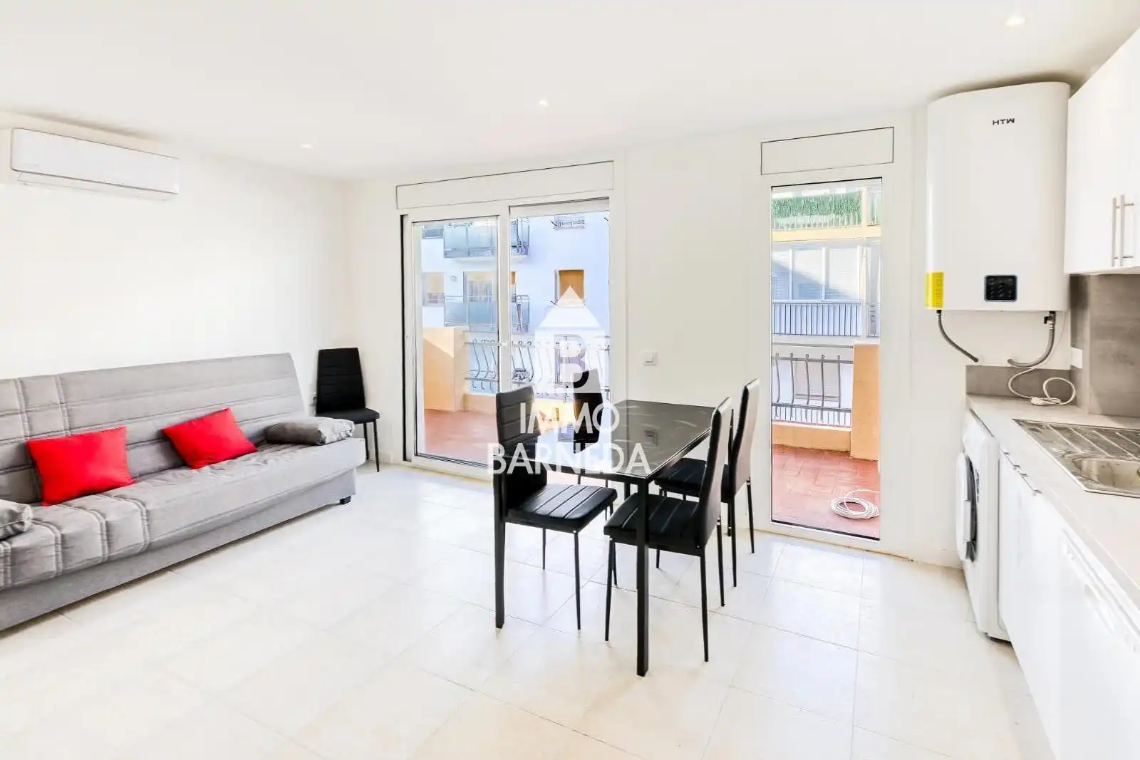 Piso con terraza en venta en Roca Negra 12