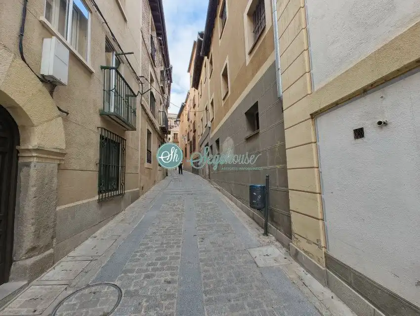 Vista exterior de Piso en venta en Segovia con Aire acondicionado y Calefacción
