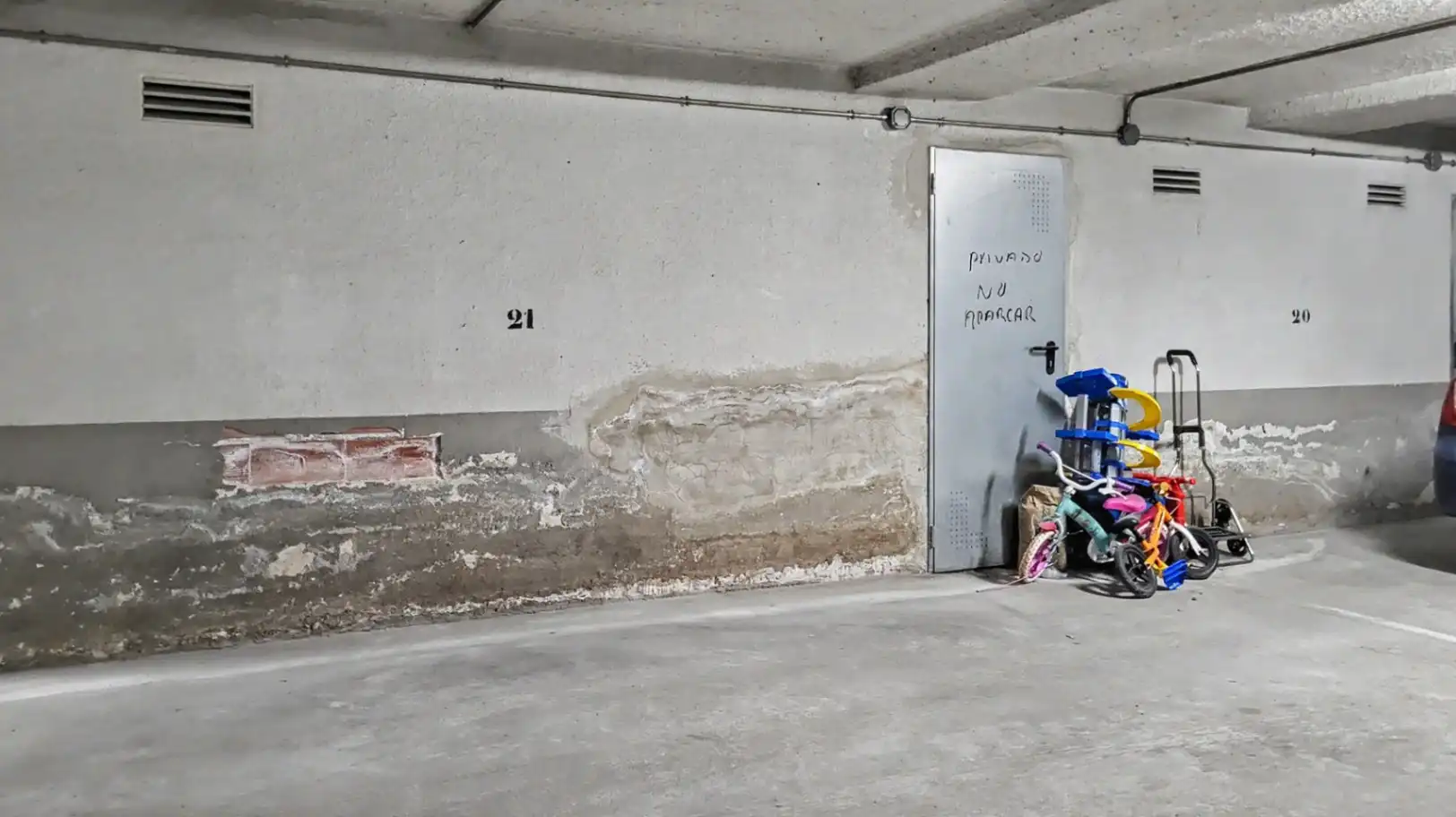 Parking de Apartamento en venta en Dénia con Aire acondicionado, Calefacción y Terraza