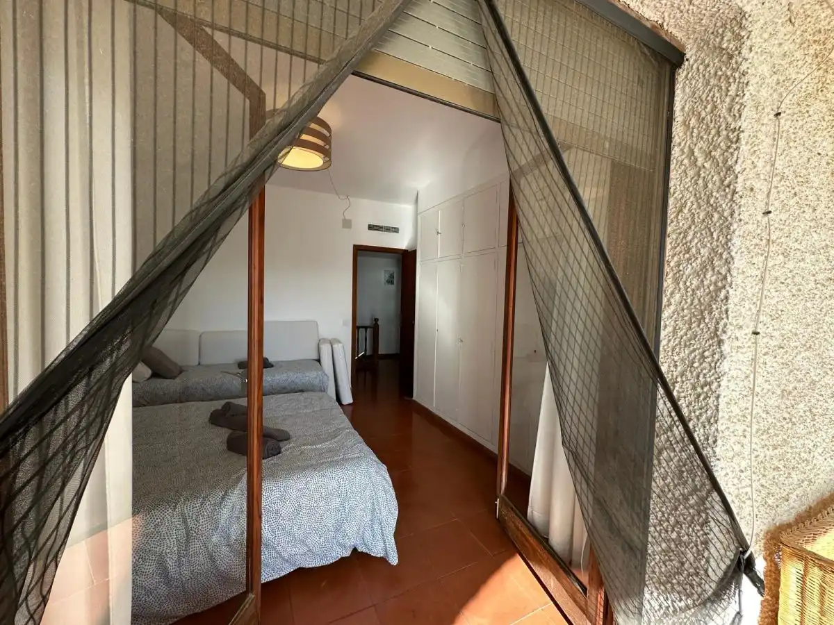 Habitación de Casa o chalet en venta en Benicasim / Benicàssim con Aire acondicionado, Calefacción y Terraza