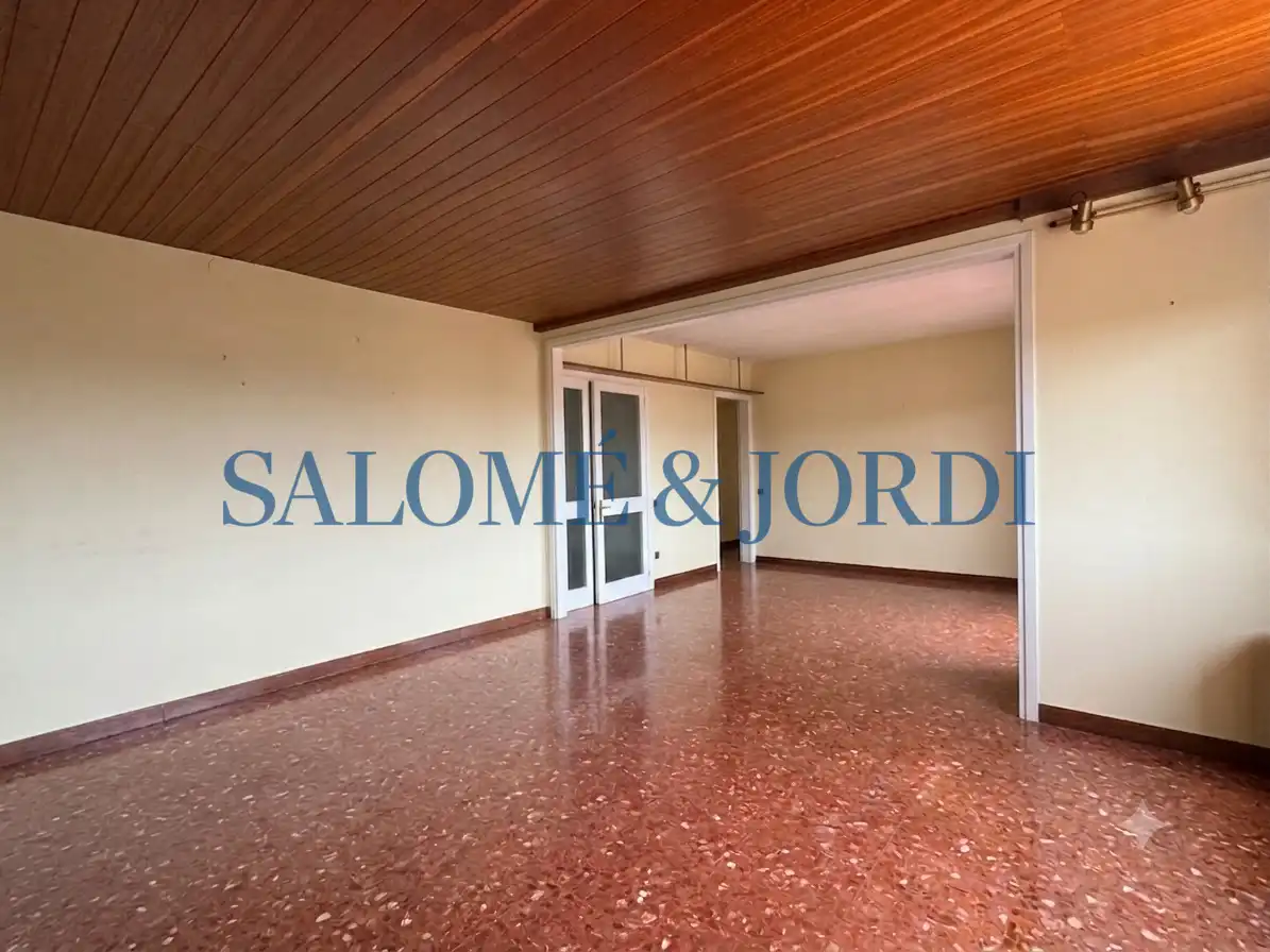 Sala de estar de Piso en venta en Vilassar de Mar con Aire acondicionado, Terraza y Amueblado