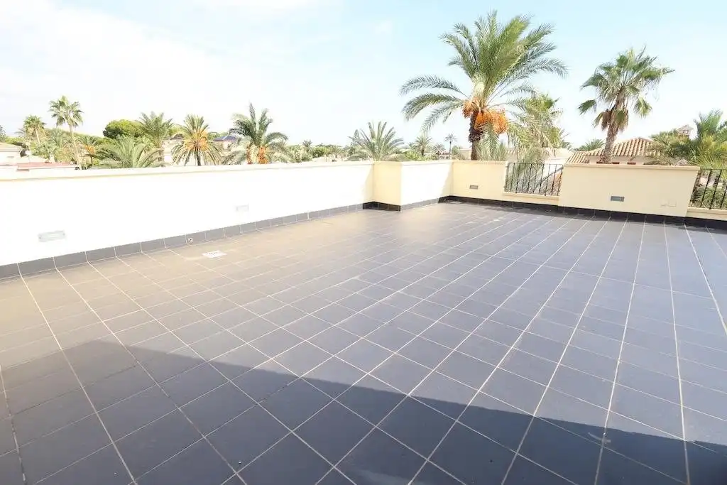 Terrassa de Casa o xalet en venda en Orihuela amb Jardí privat, Terrassa i Piscina