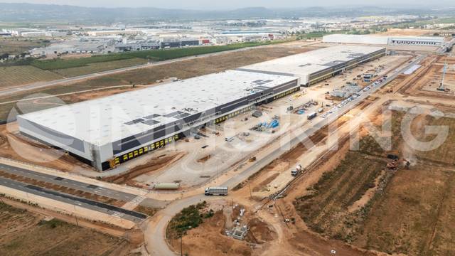 Nave industrial en Alquiler en Loriguilla