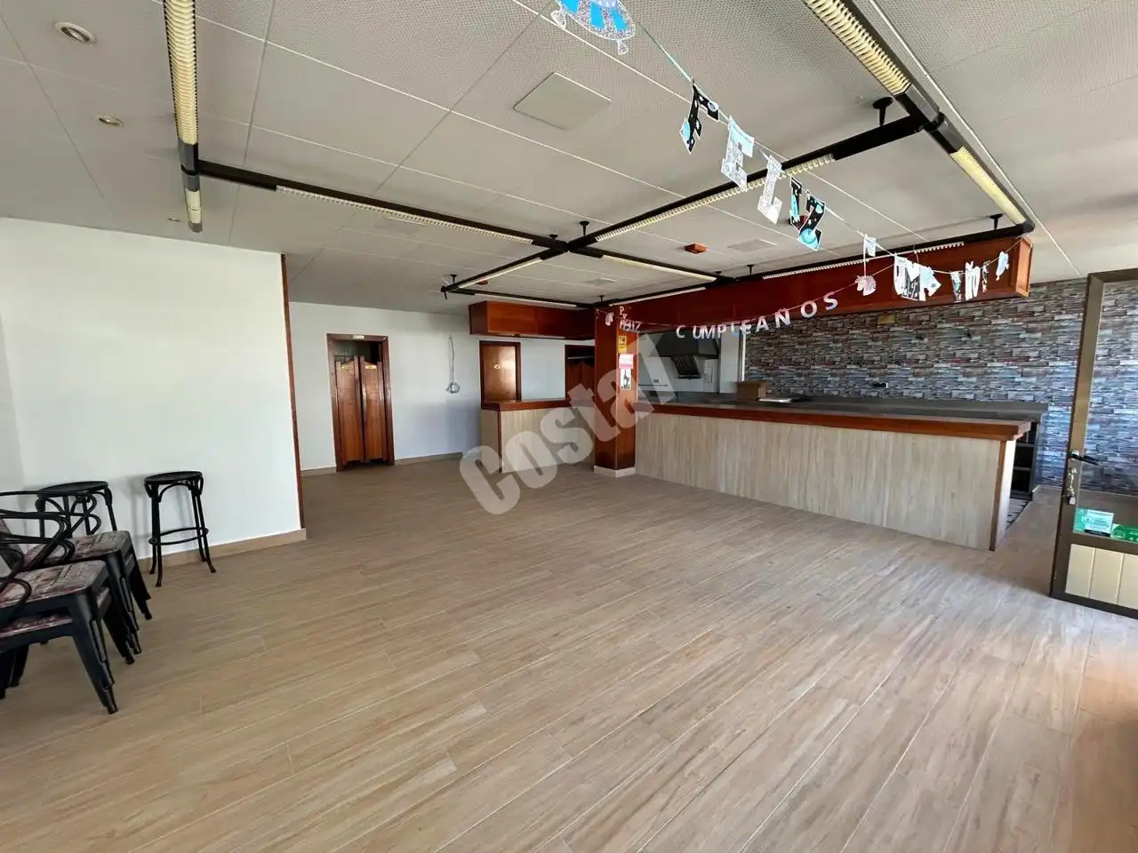 Local comercial en venda a Paseo del Sable, imagen 4