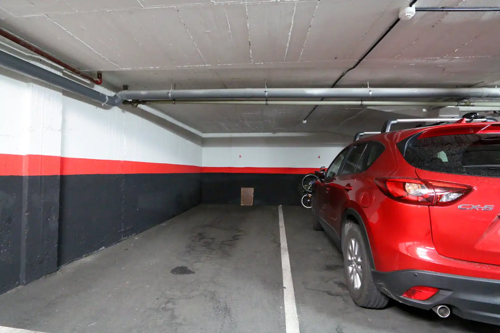 Parking de Piso en venta en Madrid con Aire acondicionado, Trastero y Amueblado