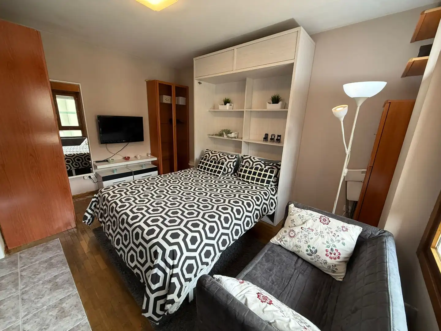 Schlafzimmer von Wohnung zum Verkauf in Oviedo  mit Heizung, Abstellraum und Möbliert