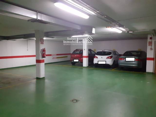 Garaje en Venta en Garrido Sur