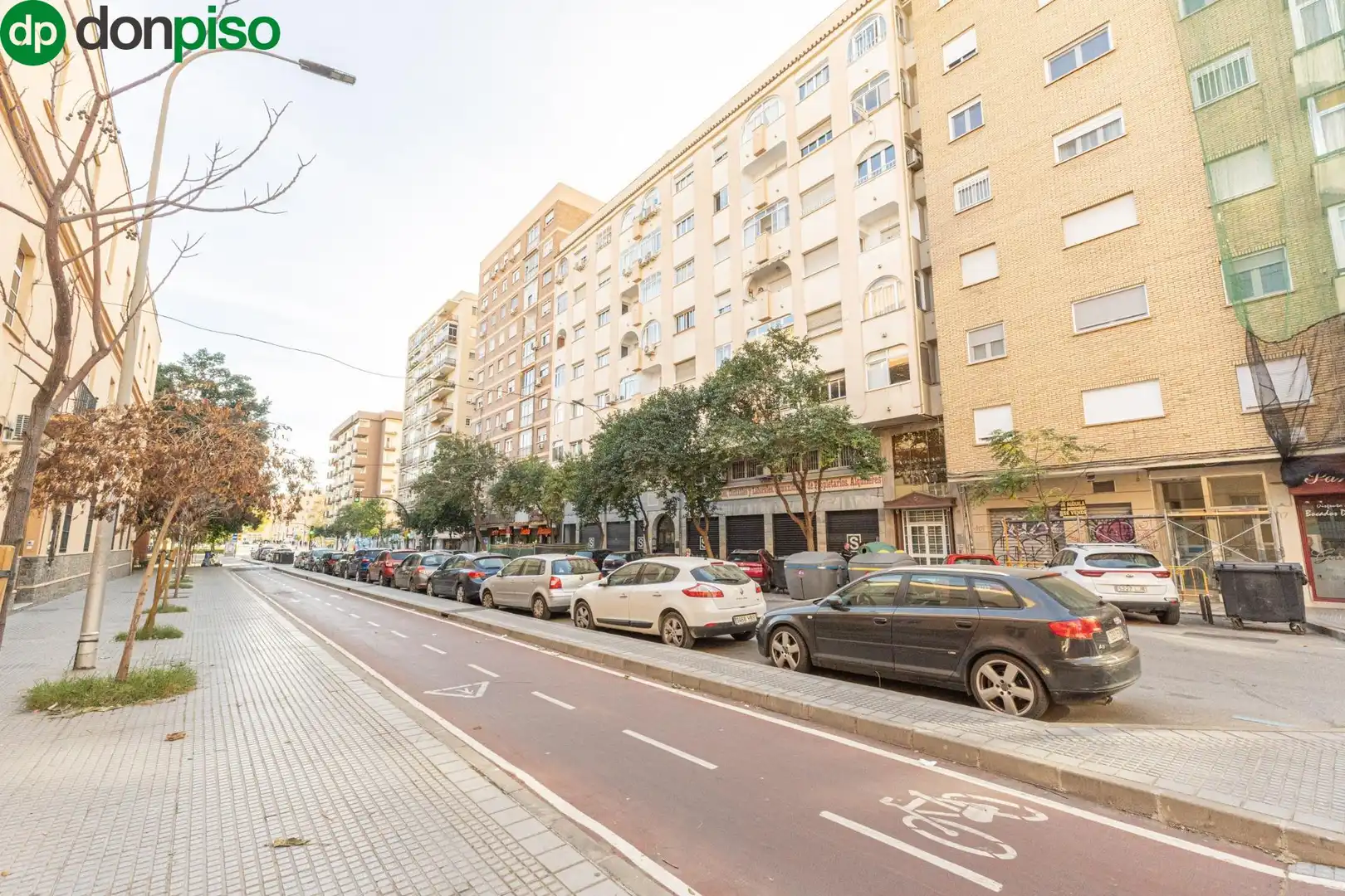 Vista exterior de Oficina en venda en Málaga amb Aire condicionat, Terrassa i Moblat