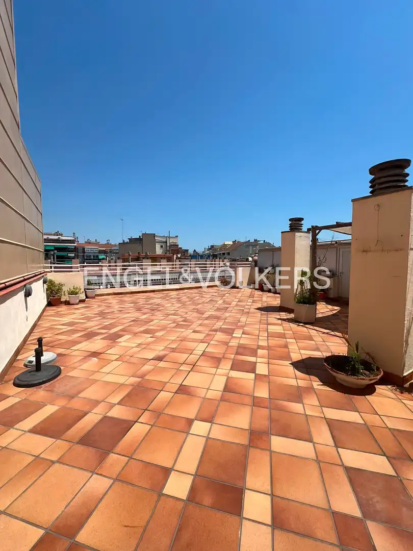 Terrassa de Àtic de lloguer en Barcelona amb Aire condicionat, Calefacció i Parquet