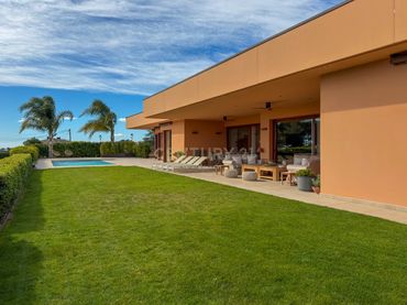 Casa amb jardí en venda a El Balis - Can Calella