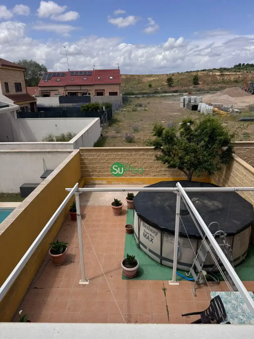Terrassa de Casa adosada en venda en Illescas amb Calefacció, Jardí privat i Piscina