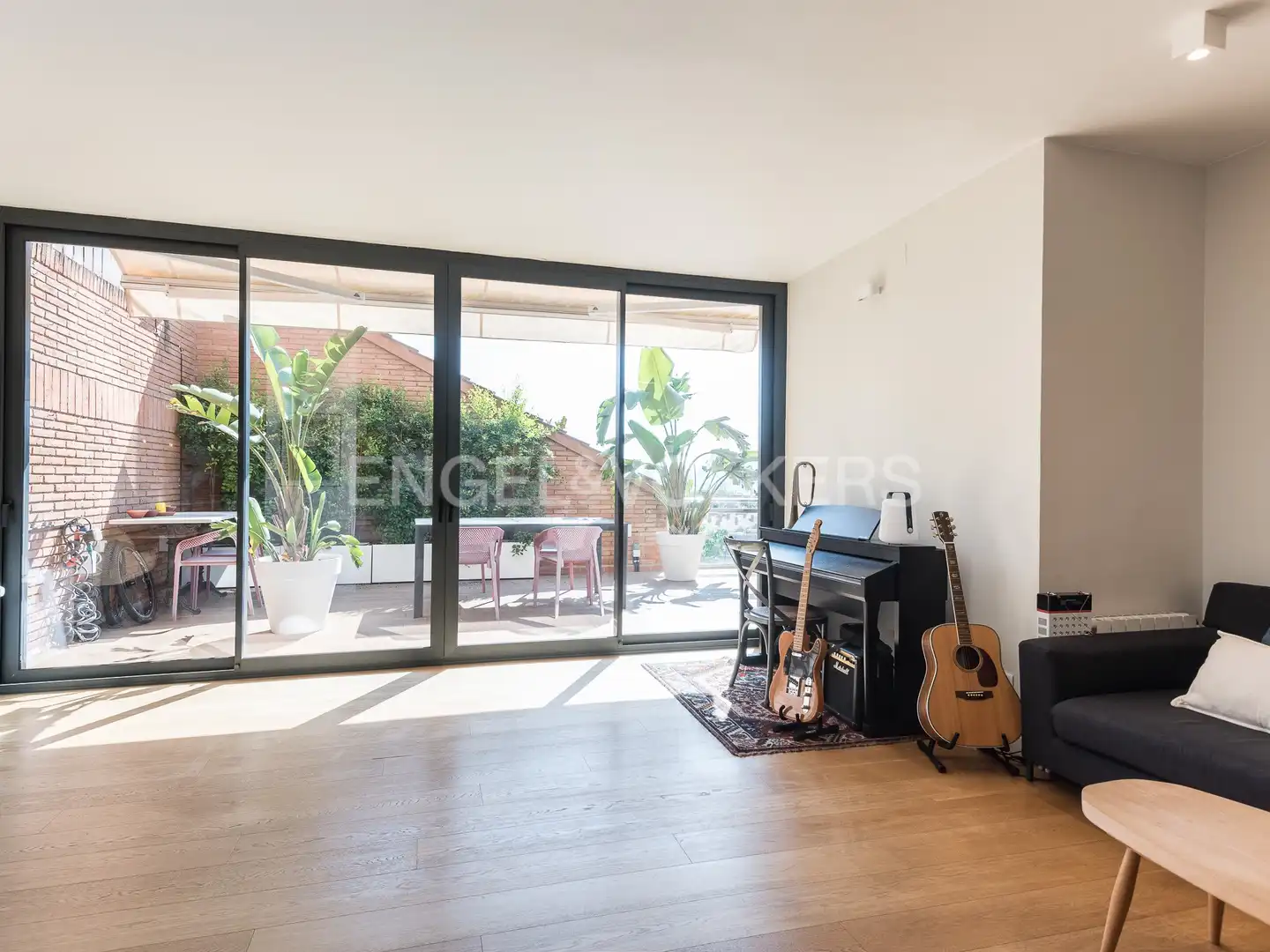 Living room of Houses for rent in La Miranda - Can Candeler 