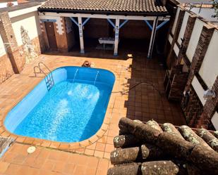Swimming pool of House or chalet for sale in Algeciras  with Air Conditioner, Heating and Terrace