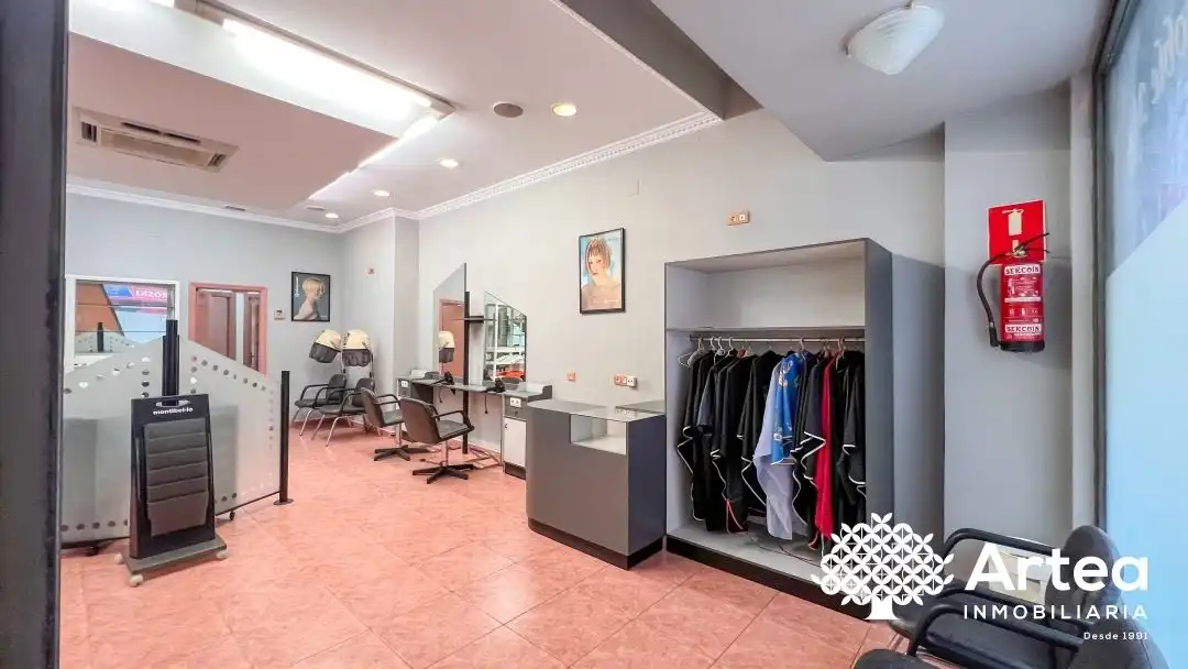 Local comercial en venda a Grupo Tomás Zubiría Ybarra, imagen 31