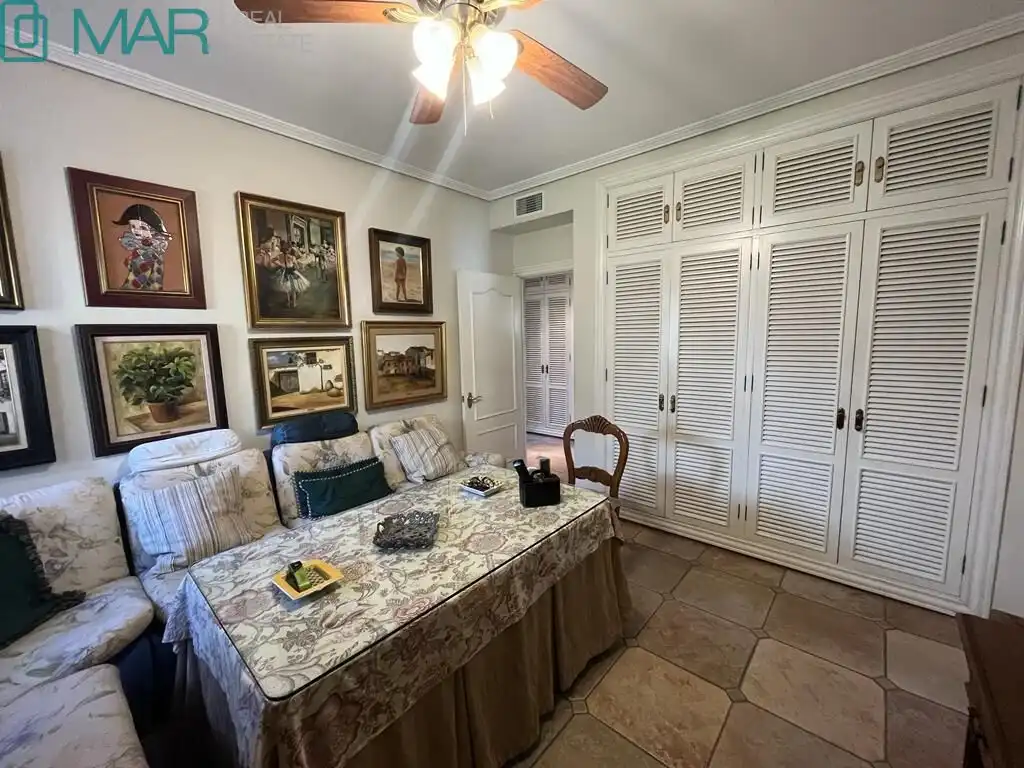Bedroom of Houses for sale in Córdoba  with Air Conditioner, Heating and Private garden