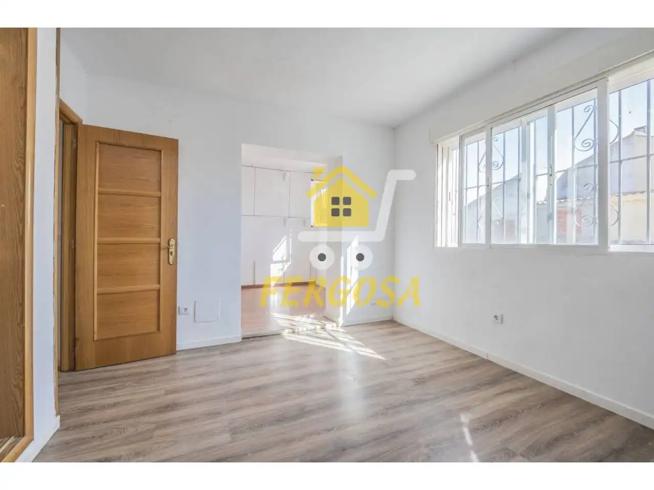 Dormitori de Casa adosada en venda en Las Ventas de Retamosa amb Jardí privat, Terrassa i Piscina