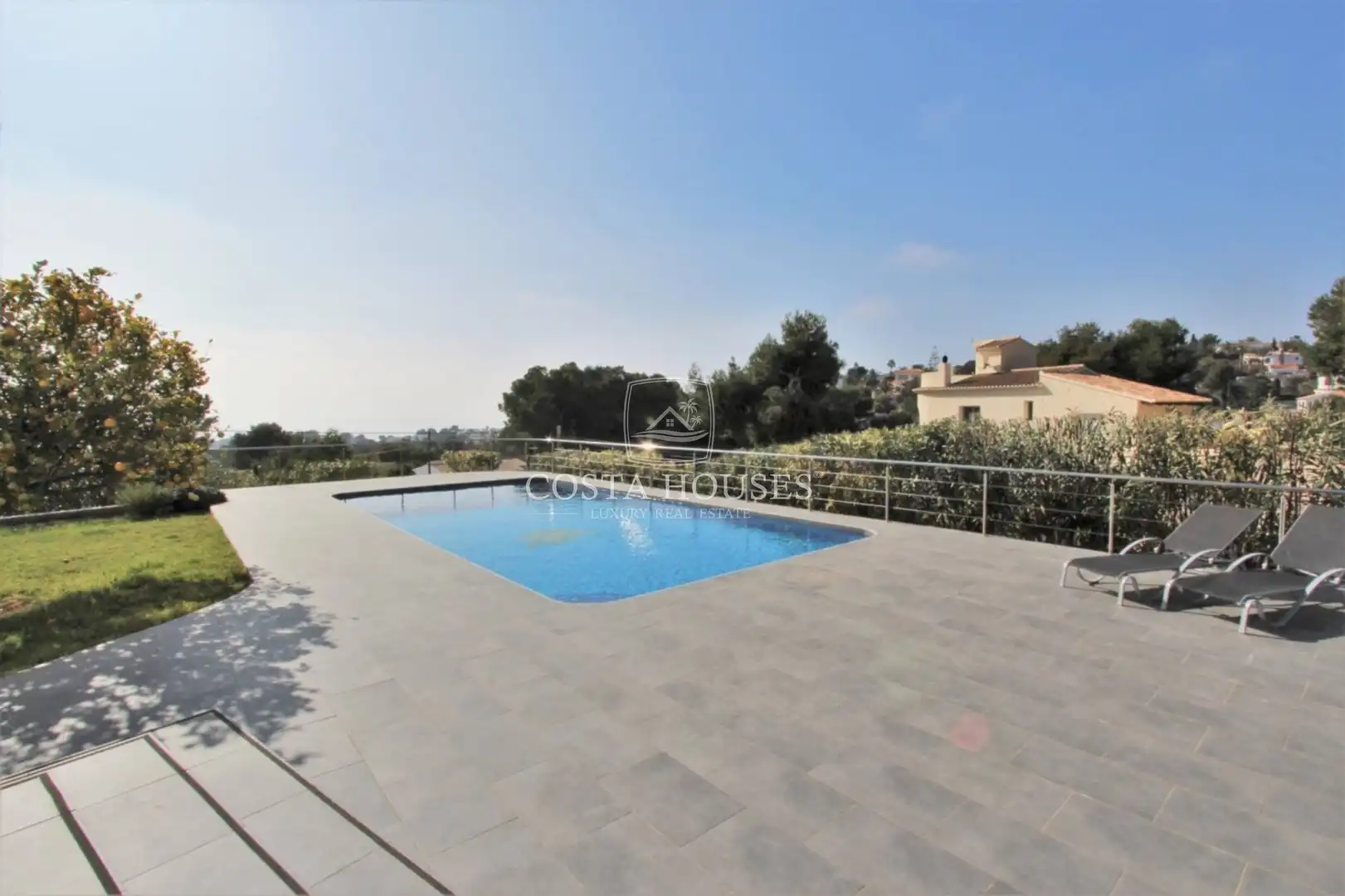 Piscina de Casa o xalet en venda en Jávea / Xàbia amb Aire condicionat, Jardí privat i Terrassa