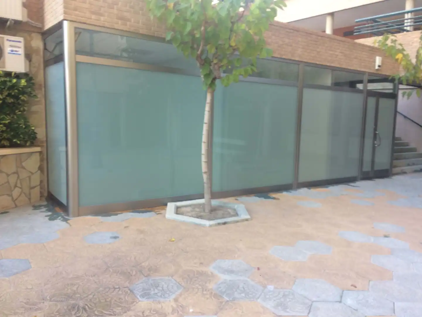 Vista exterior de Local en venda en Benidorm