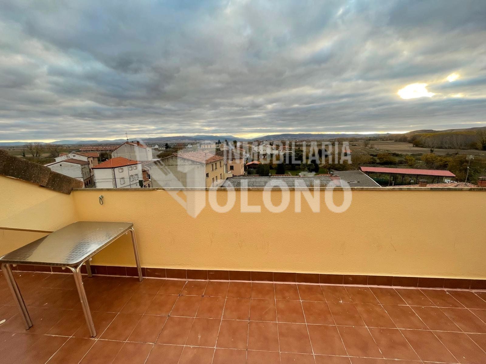 Balcony of Duplex for sale in Castañares de Rioja  with Heating, Parquet flooring and Terrace