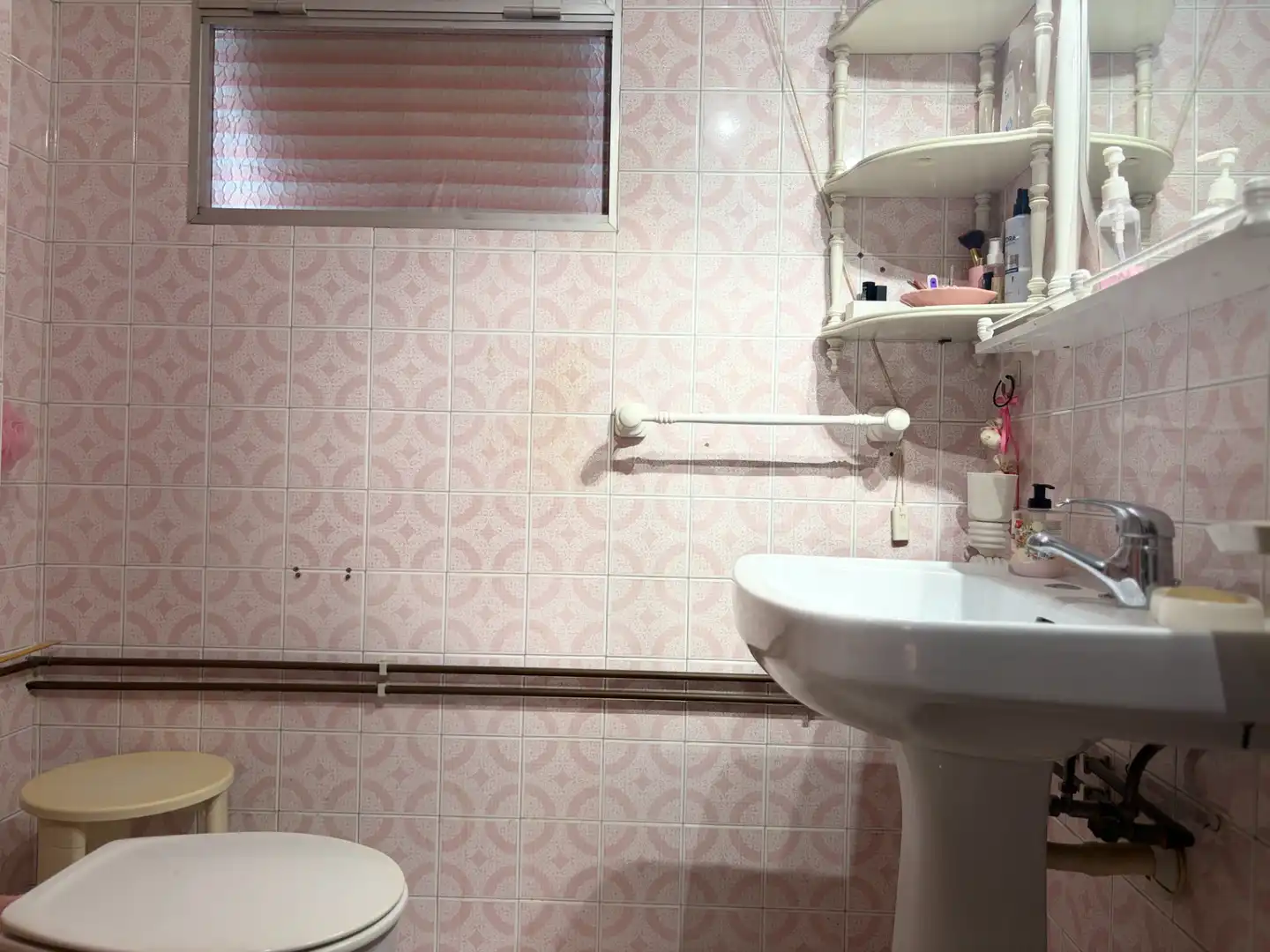 Bathroom of Flat for sale in Murcia  with Air Conditioner and Balcony