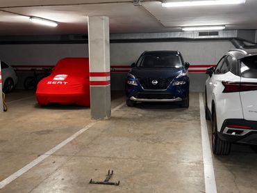 Doppelparkplatz mit Aufzug zum Verkauf in Carrer de Carles Riba 7