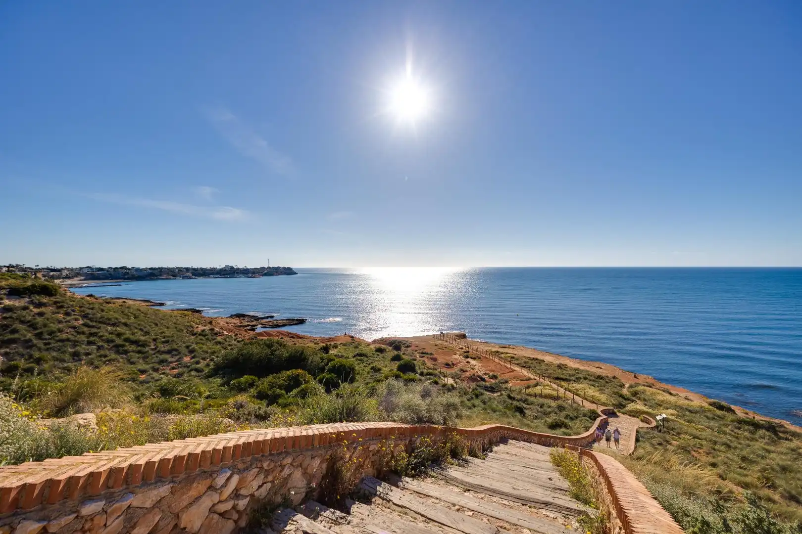 Vista exterior de Piso en venta en Orihuela con Aire acondicionado, Amueblado y Piscina comunitaria