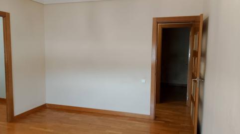 Foto 3 de Piso en venta en C/ Azoz, Chantrea, Navarra