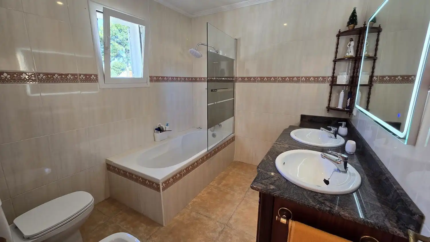 Baño de Casa o chalet en venta en Calvià con Aire acondicionado, Calefacción y Jardín privado