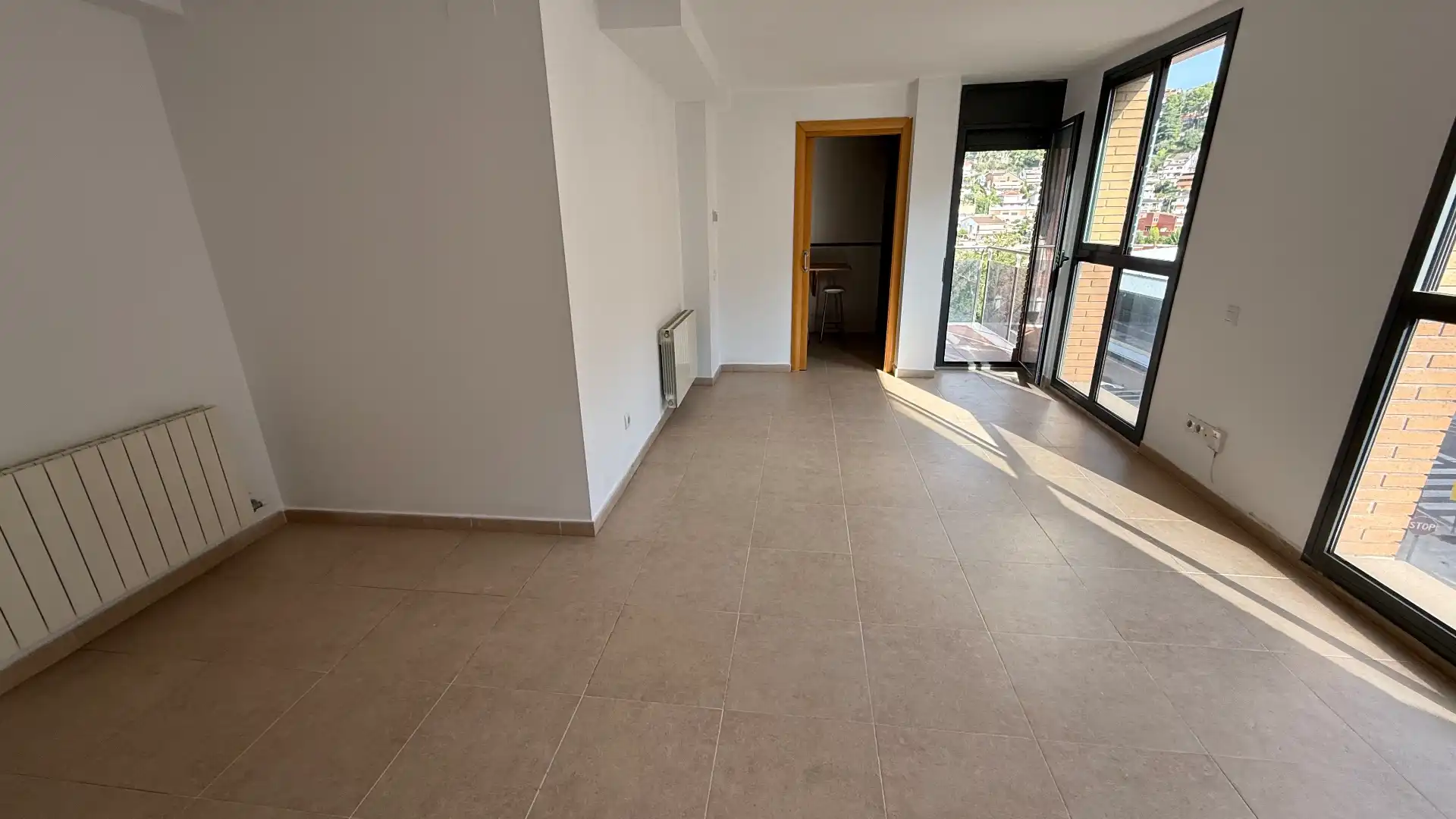 Maisonette zum Verkauf in Vallirana mit Heizung, Parkett und Terrasse