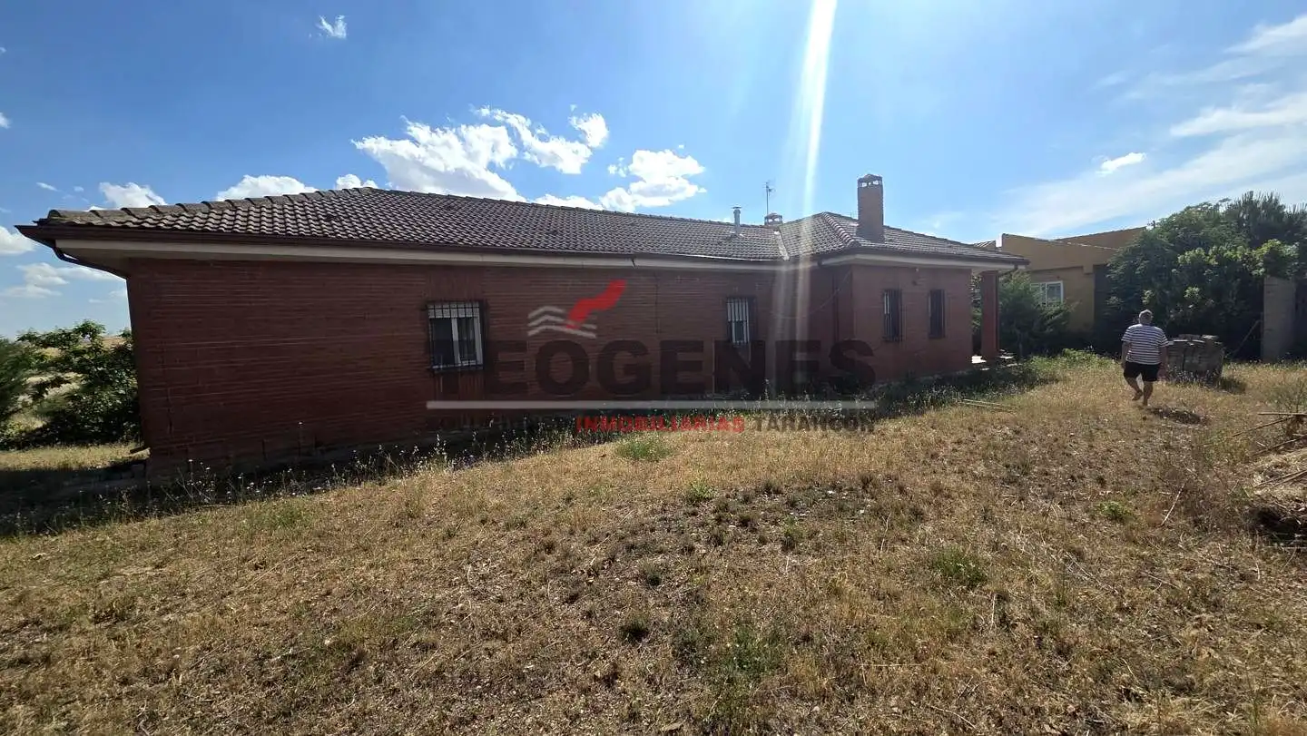 Exterior view of Houses for sale in Villares del Saz  with Heating