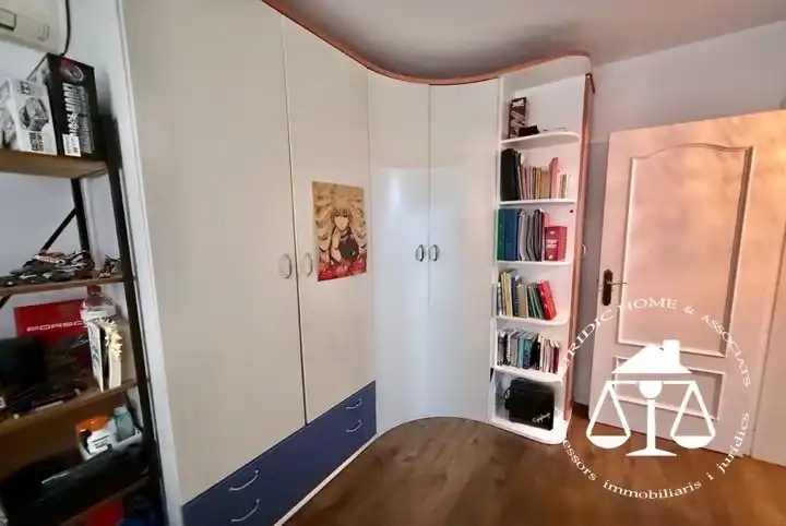 Dormitori de Casa o xalet en venda en Sant Boi de Llobregat amb Aire condicionat, Calefacció i Jardí privat