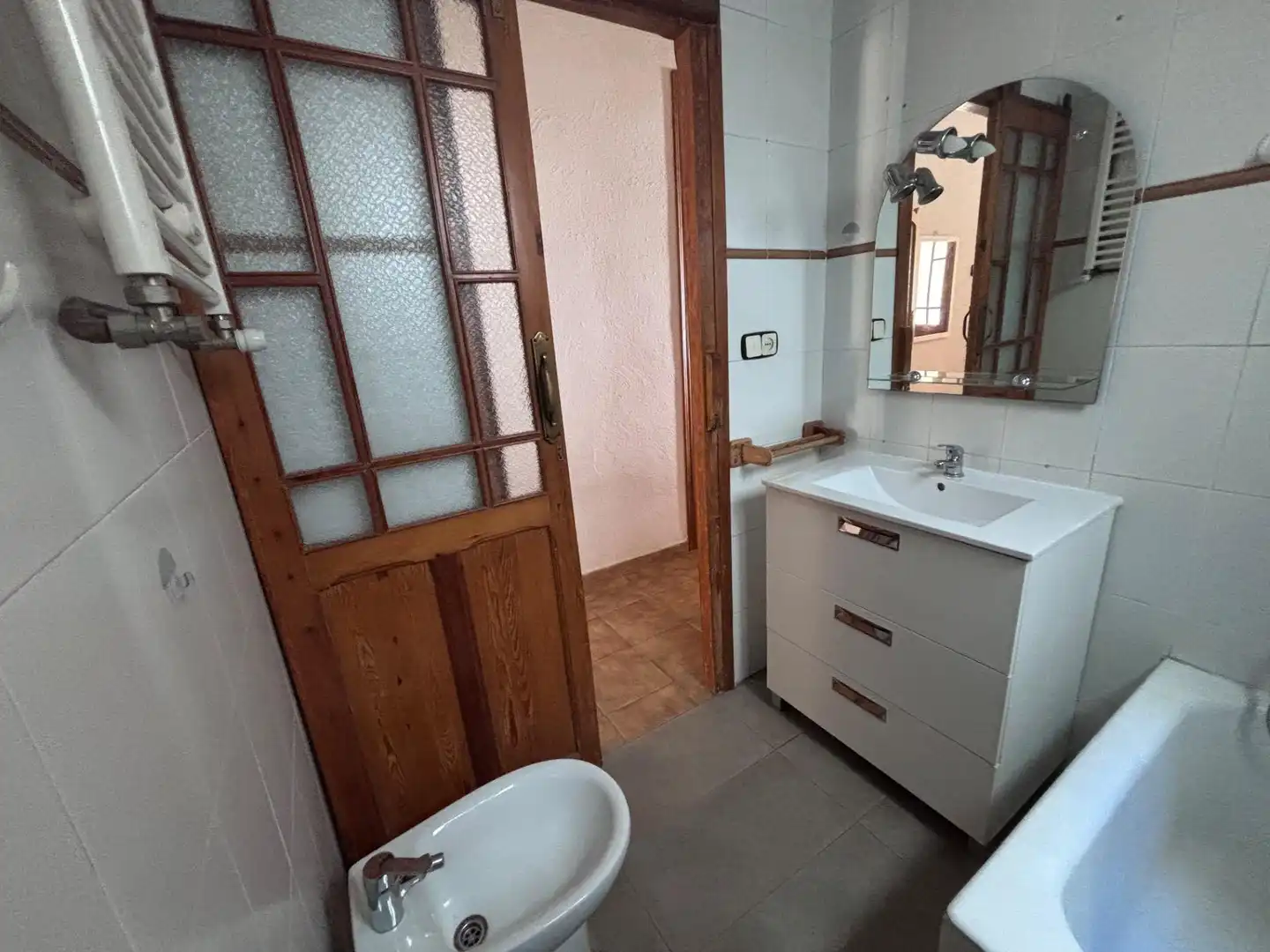 Badezimmer von Wohnungen zum Verkauf in Valencia mit Heizung