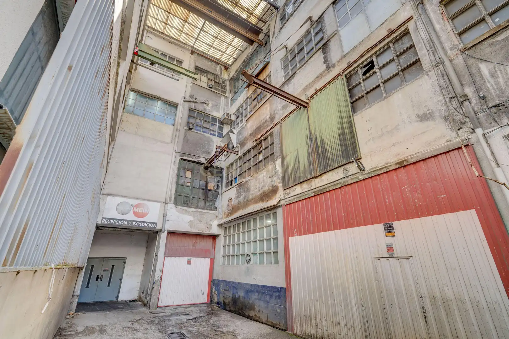 Vista exterior de Local en venta en Eibar