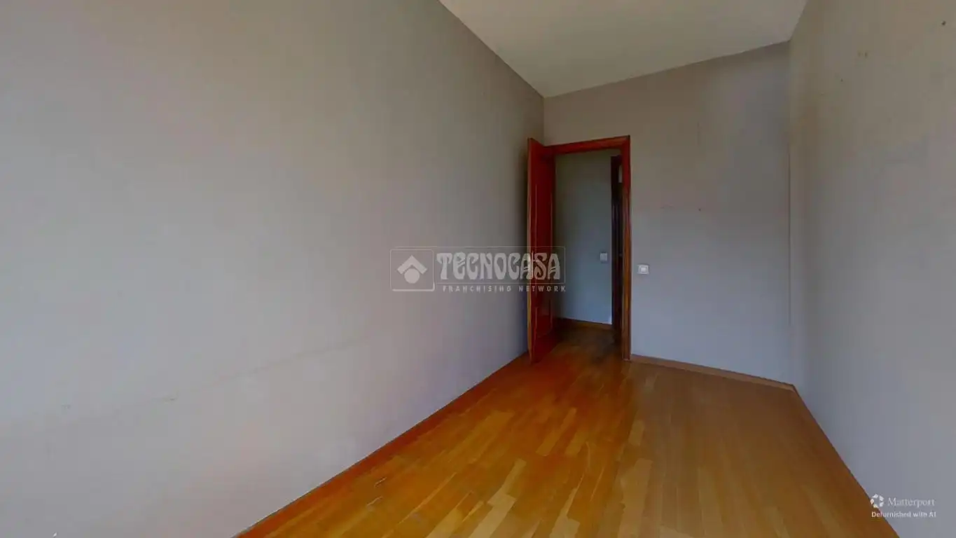 Dormitori de Pis en venda en Sabadell