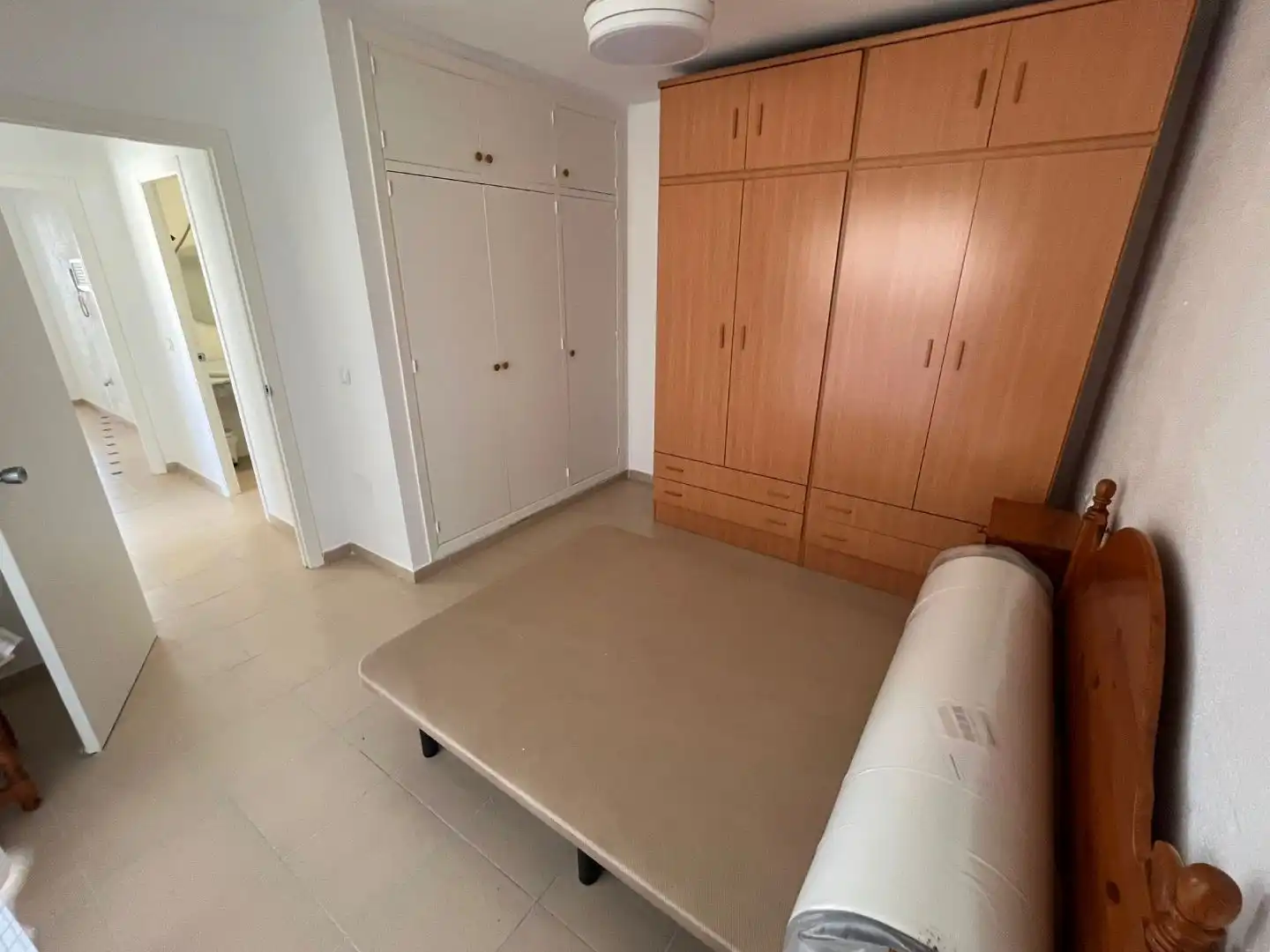 Habitación de Piso en venta en Roquetas de Mar con Terraza, Amueblado y Horno