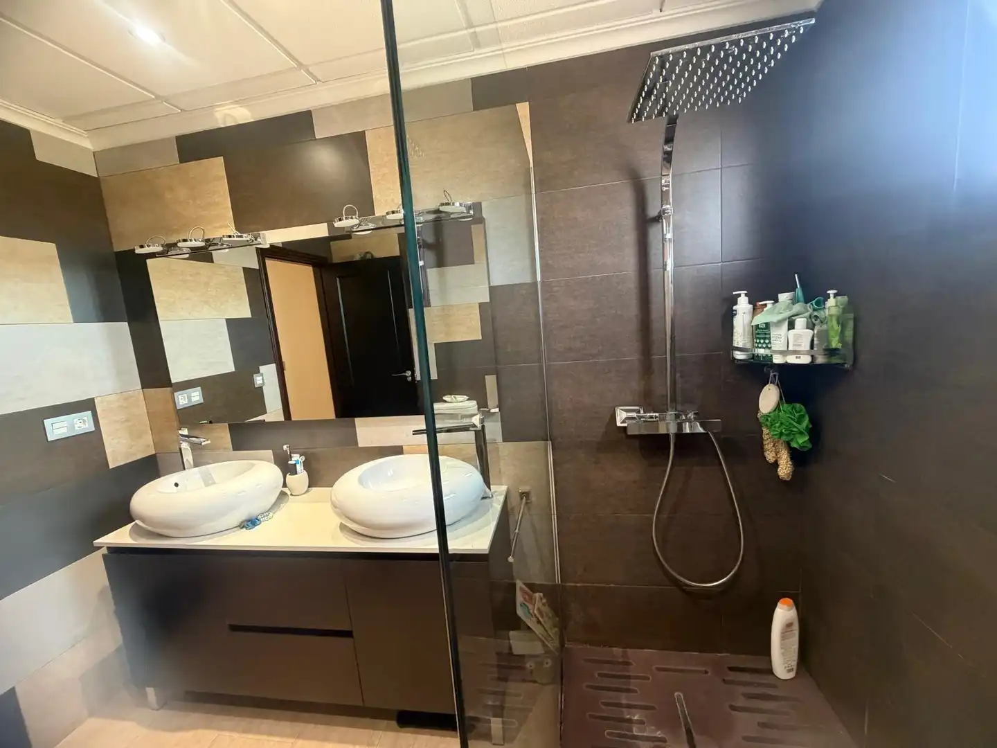 Baño de Casa o chalet en venta en Dolores con Aire acondicionado, Jardín privado y Terraza